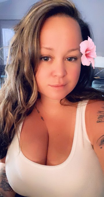 Good morning Headed back to LA .. sleepy 😴😴 https://t.co/fhkSI4wnAc<a href="/tag/mvsales"class="tags"><span>#mvsales</span></a>