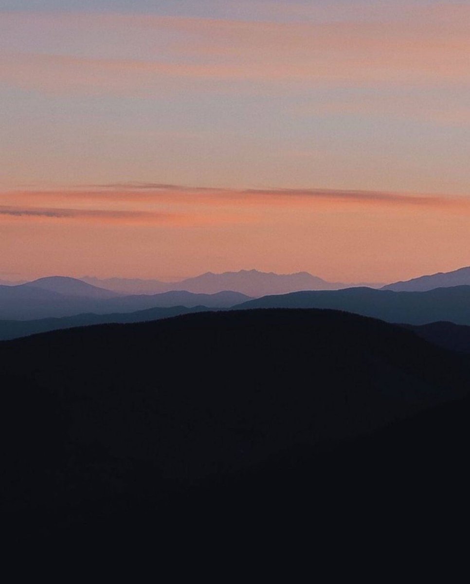 KWSantaFeStyle's tweet photo. Endless beauty.
πΈ: @cityofsantafe / @thereal_bigmo on Instagram
#mountains #sunset #stunning #movingtosantafe #newmexicotrue #thecitydifferent #landofenchantment #KWCEO #santaferealestate #kellerwilliams #chooseKW #KWknowsbest https://t.co/POUsRVHmfS