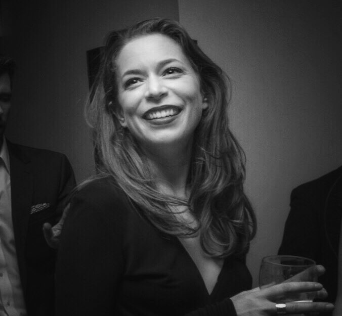 tweetigismund's tweet photo. #ChallengeAccepted @Nicki_L_makeup You’re the best of the best and I’m so lucky to know you. #WomenSupportingWomen #freethework 
I nominate my age old friend, the ridiculously talented but above all kind, @LetterpressB https://t.co/4b1XuUSQdj