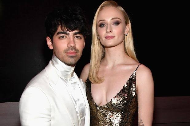 .@joejonas and #SophieTurner welcome their first child together; name their daughter #Willa !
.
.
#joejonas #sophieturner #joe #sophie #willa #hollywood #hollywoodcelebs #hollywoodstars #hollywoodcelebrities #etimes #entertainmenttimes