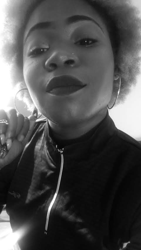 LaMusa876's tweet photo. I'm A strong ass female: I've been through things I never knew I could over come and I live to learn that you gotta fight for yourself first in this life and don't depend on others to do it. I stand for endurance and happiness. #BlackLivesMatter https://t.co/EFsrW1suYj