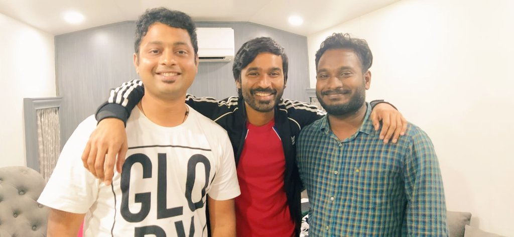 MervinJSolomon's tweet photo. Happy Birthday to our fav @dhanushkraja sir ! 🎉 

#HappyBirthdayDhanush #JagameThandhiram #Dhanush 
#DhanushBirthday #Rakitaரகிடరకిట https://t.co/Re9GY7l9An