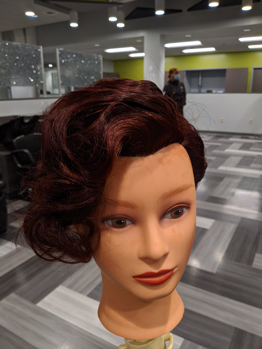 polaritey's tweet photo. Here's some pictures of my Manikin Work tonight😊 https://t.co/ioXhWljDvh
