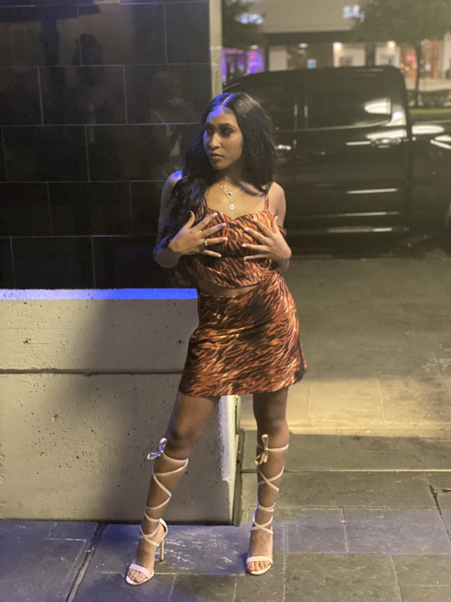 _killashaa's tweet photo. It feels good to be in this bitch #21shit😛 https://t.co/kEAWLrjLYb