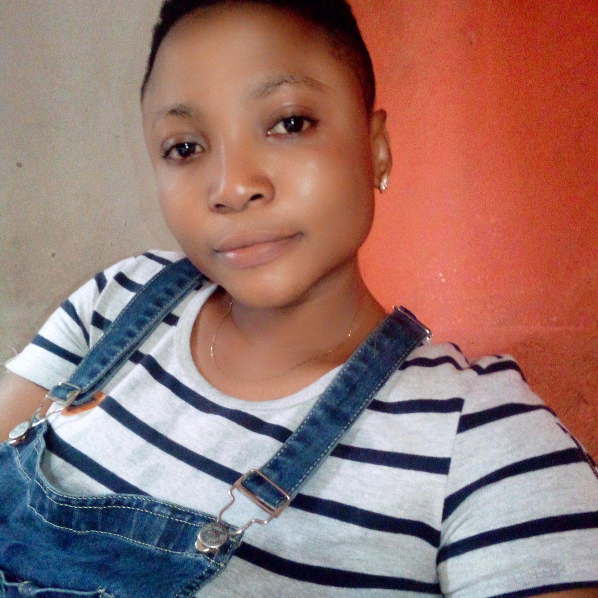 tolabaiby's tweet photo. #NewProfilePic https://t.co/MFWjOnRAwI
