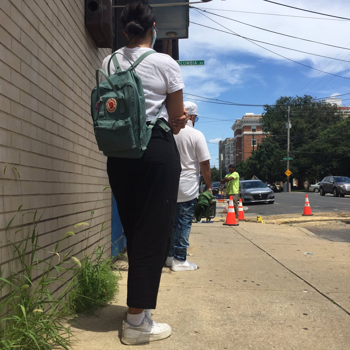 drinkreveal's tweet photo. Long wait today in 90 degree weather to send our beverage off to
@sproutsfm @MOMsOrganicMrkt @gopuff and some investors
Fingers crossed
#womenowned #minorityowned #phillybased https://t.co/CaJdw9BjEk