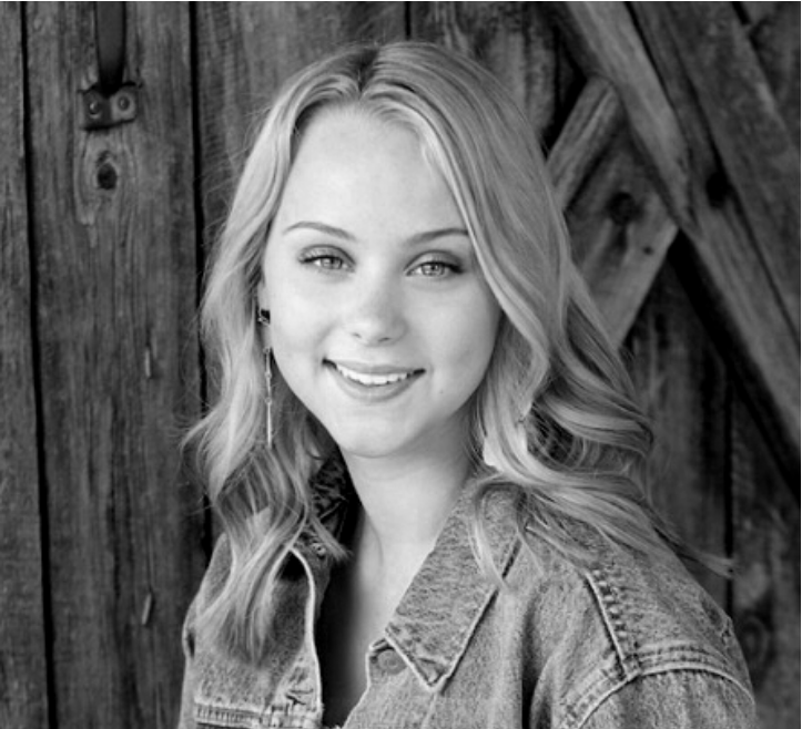 BalfourYB's tweet photo. Our Rock Canyon editors are back for #amplify. Graduates Emma Shea &amp; Kinley Rex will help advisers get the year started. They'll cover what staffers need to know and share strategy, schedule &amp; topic ideas to train the staff for a successful year. Wednesday, 4pm CDT. @rcbgyearbook https://t.co/ze2qRDgVK6