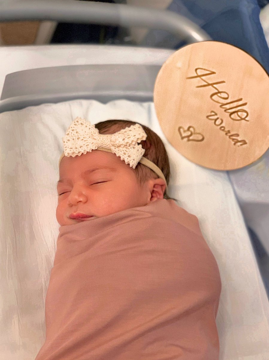 packofwolves's tweet photo. On Saturday, July 25 at 12:25AM, Amani Ali Bob entered this world weighing in at 7 pounds and 13 ounces. Both she and her mother are healthy and safe, praise God. 

Thanks to all of our friends and family around the world for the well wishes, prayers, and blessings ❤️ https://t.co/nkaib2OMKK