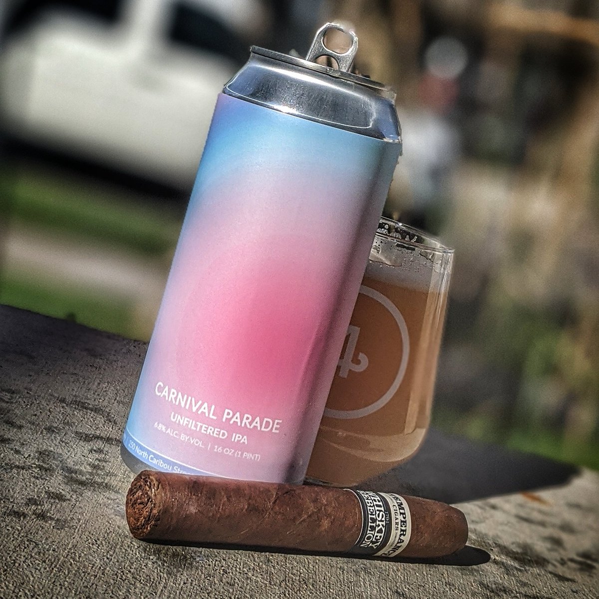 drdrewdown's tweet photo. Carnival Parade &amp; @RoMaCraft Whiskey Rebellion 1794 #KnottedRoot

#CraftBeer #DrinkLocal #IPA #Cigars #BOTL https://t.co/re4XfilkmD