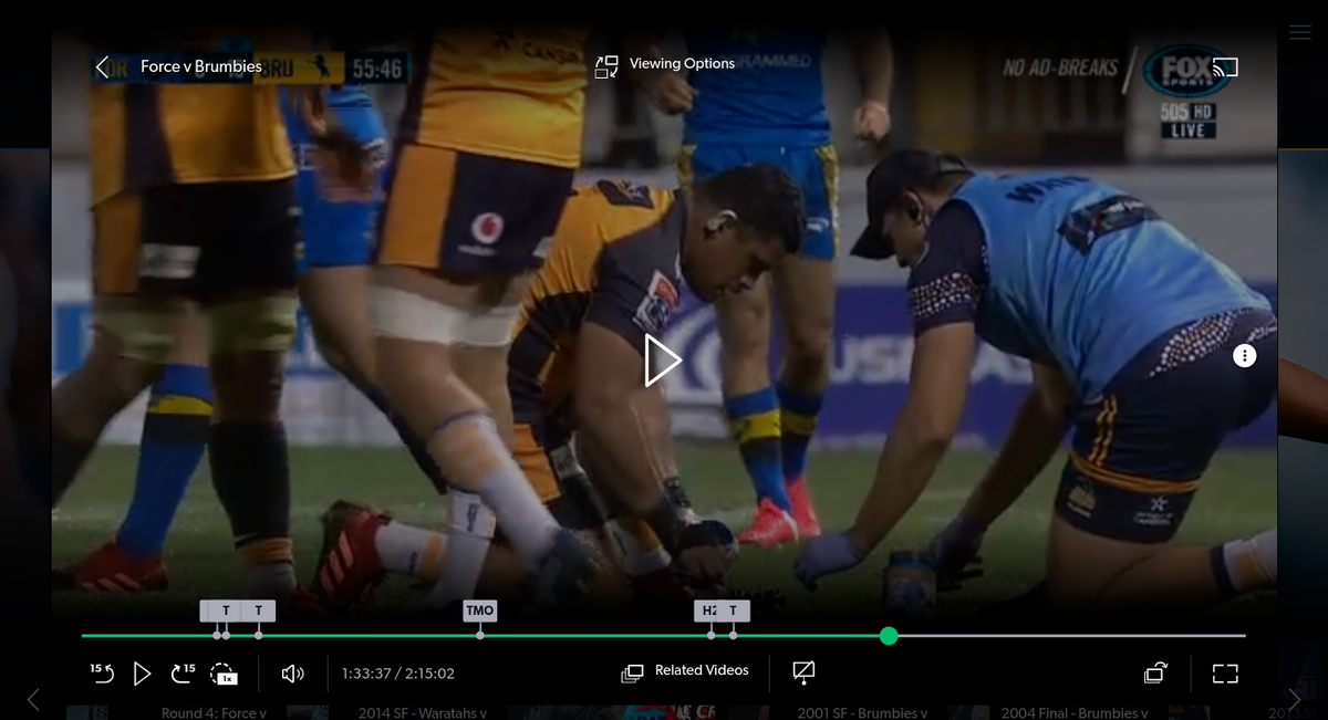 Wait, one of the props who just had a 2 minute rest now needs to check his shoe. The game will stop for this. At home, it gives us time to pour a drink or make some tea.  #winwin