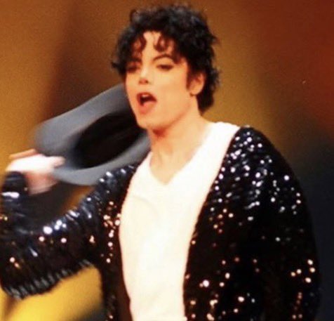 Being ugly Homeboy was incapable of being ugly, as it can be seen in the examples below. He truly was sculpted by God’s hands 