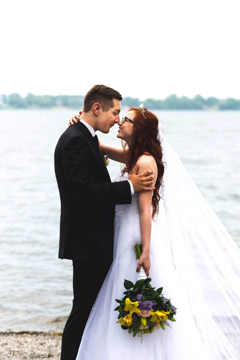 RachelSwanx's tweet photo. Marriage Advice: Sing Bubblegum K.K to your wife when she can’t sleep. That’s honestly all you need to know. https://t.co/AldtCBYDot