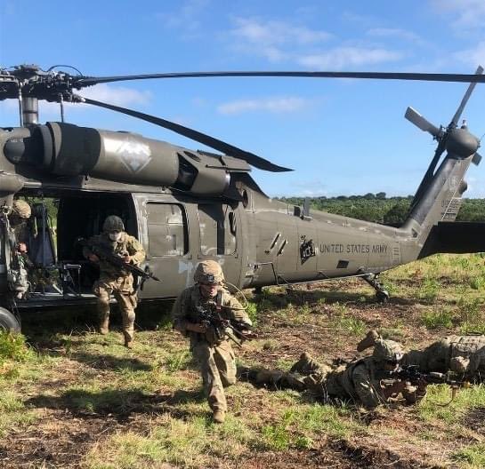 11thECAB's tweet photo. Last week, 1-158 AHB conducted an Air Assault operation in support of #TexasStrike with 2-3 Cavalry at Fort Hood, Texas.  The #Ghostriders assisted the Cavalry with air mission planning, cold and hot loading, and the INFIL/EXFIL from several LZ/PZ’s across Fort Hood. https://t.co/SoP6ZqT6Xp