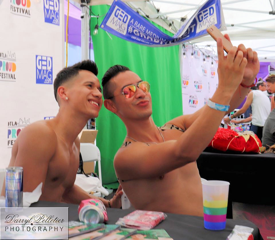 LGBTPhotoGuy's tweet photo. Two @gogostuds from @phoenixPride at @DTLAProud @bisexualiTay @ILoveGayPhoenix @ILoveLGBTPride #pride #gaystuds #gaygogo #lgbt #lgbtpride #lgbttogether #sexy https://t.co/Pic8AOflDN