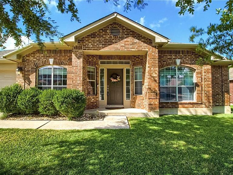 ATX_Homes's tweet photo. Congrats to our client for getting their offer accepted in a multiple offer situation! If you’re looking to buy a home in the Austin area contact our team. Buyer repped by @ImAdrianSalas #realtor #austintexas #atxhomes #atx https://t.co/wjhzr6Bm98