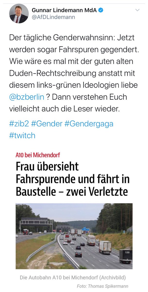 ralphruthe's tweet photo. Der Mann hat mit seiner orthographischen Kritik vollkommen recht, es heisst nämlich richtigerweise "Fahrspurierende" statt wie früher "Fahrspurenten und Fahrspurentinnen"

S. https://t.co/PZvkQwVj4L