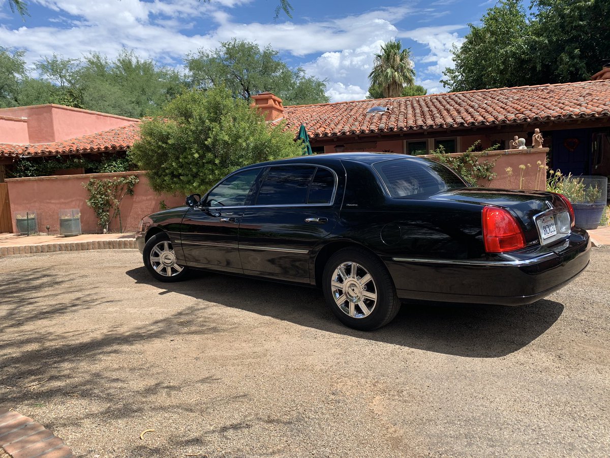 tucsonlimo's tweet photo. A &amp; A Transportation offers ￼non-emergency medical transportation you can text or call 520.303.8797 or email us at AA.limousine@yahoo.com https://t.co/yHiXr0SmAh
