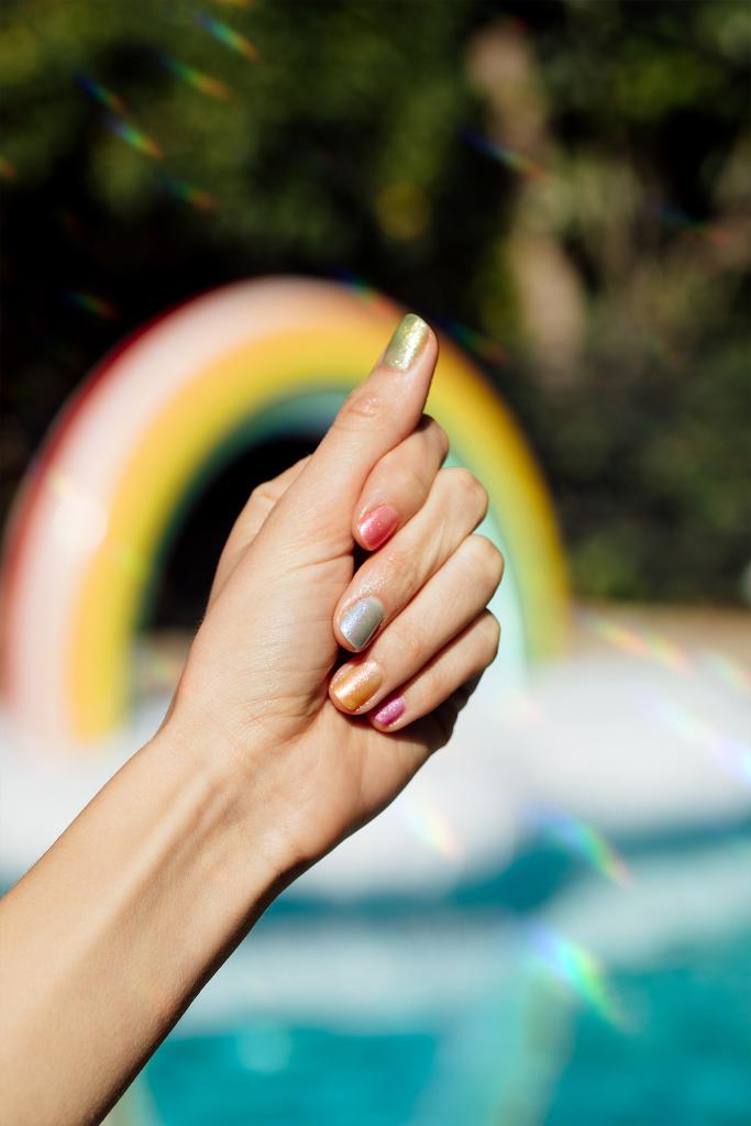 OPI_PRODUCTS's tweet photo. Help your clients effortlessly rock a rainbow mani when they canโt pick just one color from #OPIHiddenPrism!
https://t.co/Z9hafS3Fmi
#ColorIsTheAnswer #HealingRainbow #RainbowNails #RainbowMani #NailInspo #OPIPro #NailTechGoals https://t.co/tATu8NOAi8