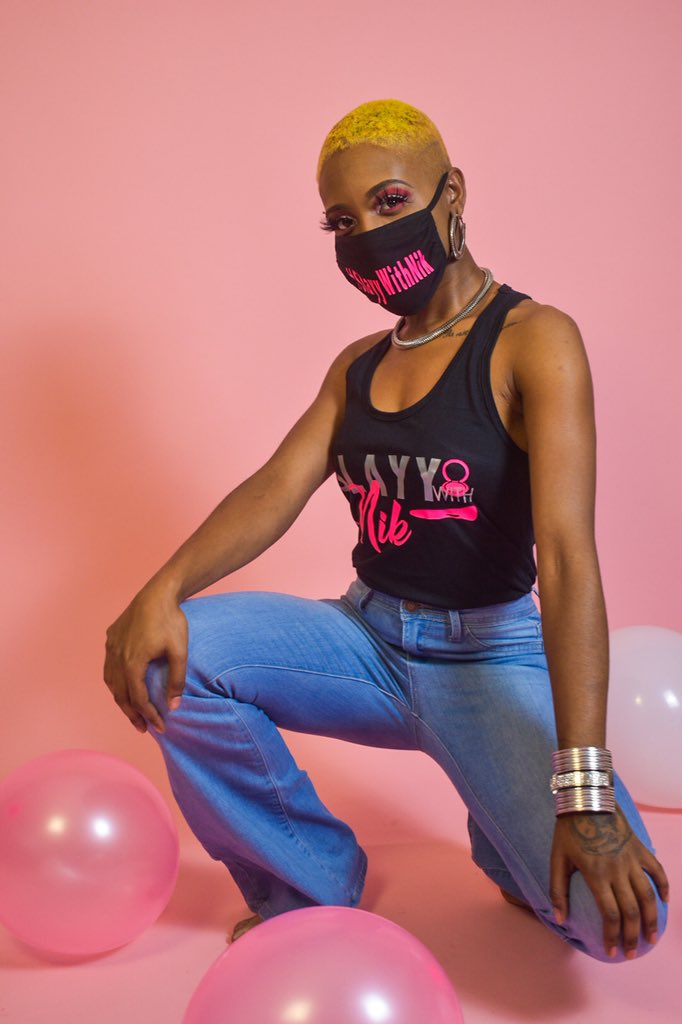officially_nika's tweet photo. This pandemic only brung out the beast in me #SlayyWithNik💕💪🏾 Either you booking or looking https://t.co/ZdCT3NFQhv