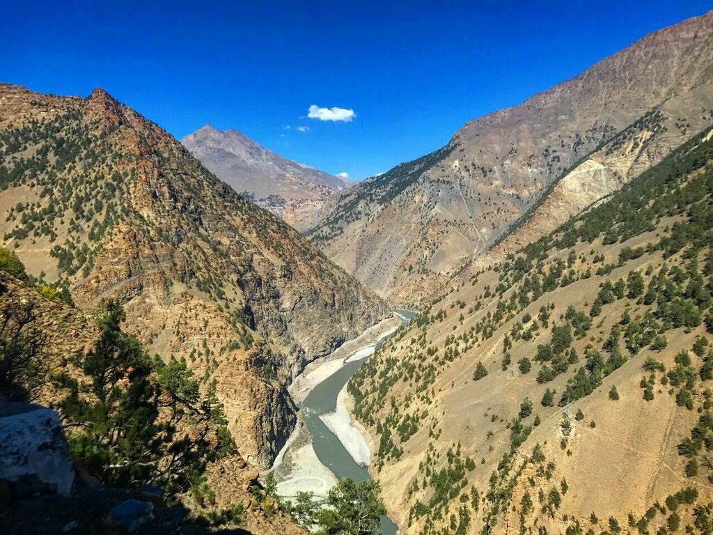 magikindia's tweet photo. The breathtaking mountainous landscapes around Kanam, Kinnaur 😍
.
.
#kanam #kinnaur #kinnaurdiaries #kinnaurvalley #himachalpradesh #himachaltourism #himalayas indialovers #travelindiagram #travelindia #magikindia #india #indiatravelphotography #mathinitravel https://t.co/HvVP8DM4BH