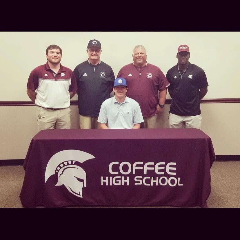 SGSC_Baseball's tweet photo. Wes Lott coffee high school class of 2020 welcome aboard!!! #sgscbaseball #hawknation #areyoureadytofly https://t.co/5hvTrAhGV8