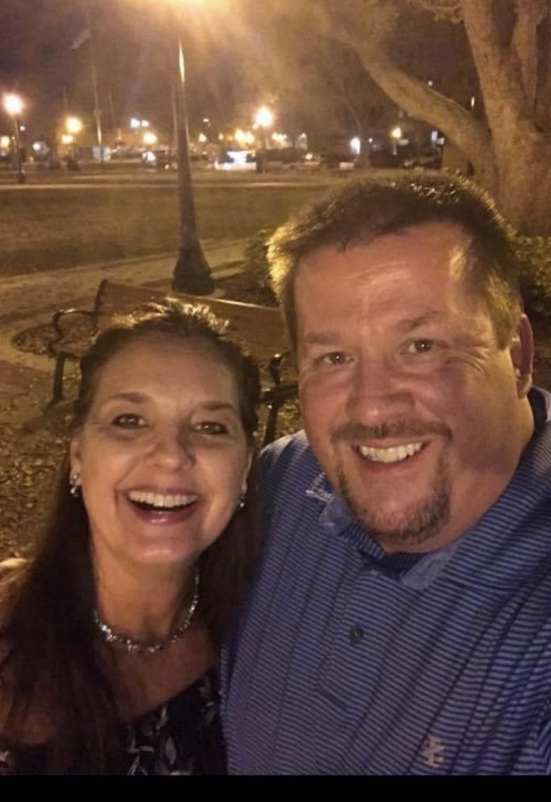 BatcherJustin's tweet image. Happy 30th Anniversary to the best set of parents ever!  Could not ask for two better people to look up to! Love you guys! ❤️ #Goals