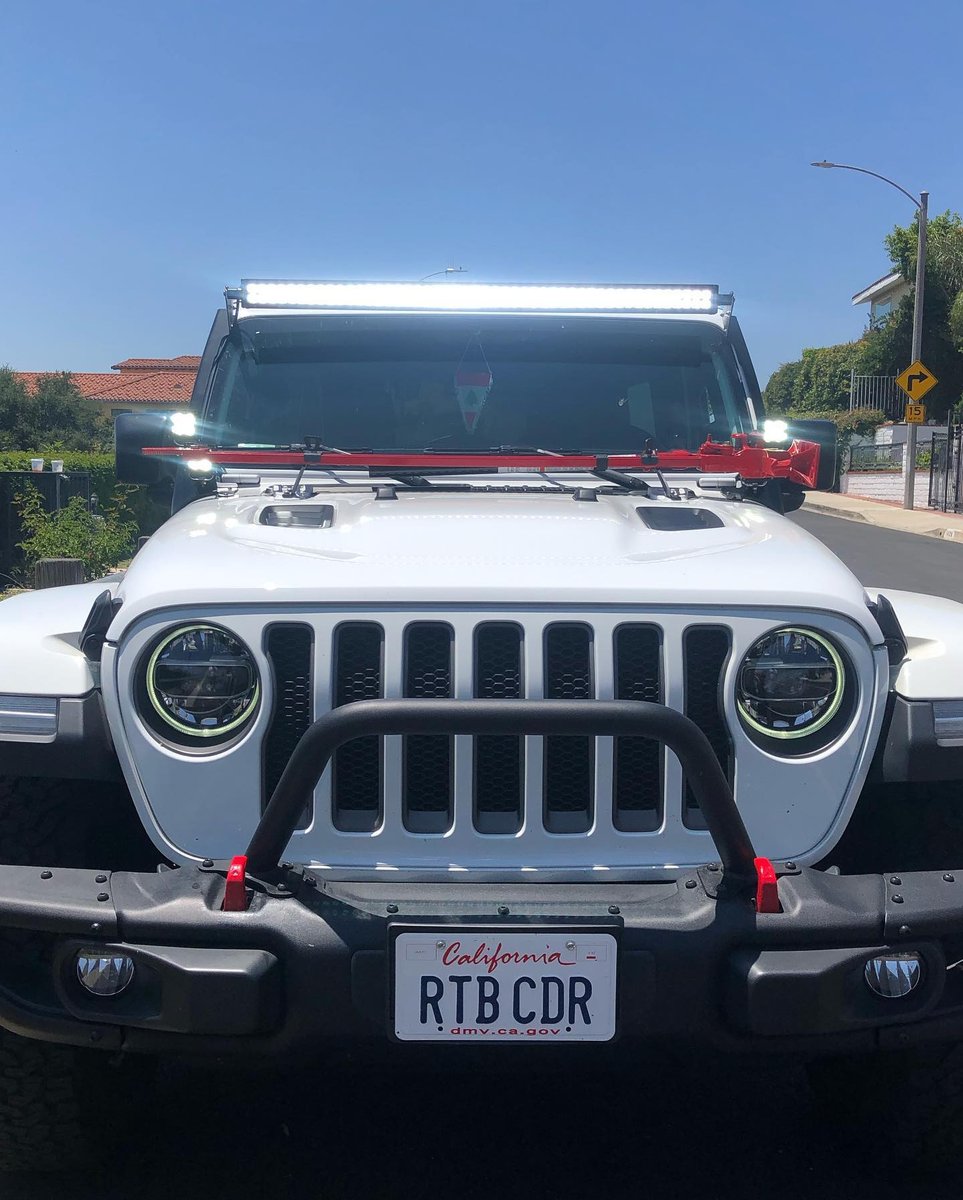 ZROADZOfficial's tweet photo. @cedarjeeper just installed the Front Roof LED Kit, Including 50 Inch LED Straight Double Row Light Bar and (2) 3 Inch LED Pod Lights 🔥 @offroad_customz⁠
⁠
If you are thinking about adding LED lighting to your Jeep, check out this best seller LED kit ➡️ #Z374831-KIT2⁠ https://t.co/cyl6KmOXxv