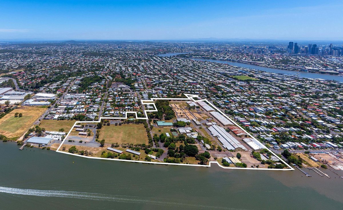 Bulimba Barracks' site owner Shayher Group has recently disclosed they are "looking at developing the site over 8-10 years. They expect to attend a pre-lodgement meeting with Council by the end of the year, with the formal DA to be lodged in early 2021." #bulimba #bulimbabarracks