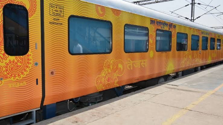Tejas Express boast of Automatic Closing Doors, Offers you Multi Cuisine Food, Female Crew Members, Compensation on late arrival (which is being stopped lately citing maintenance issues of tracks and regular delayed arrival).Everything is nothing but a scam!! #StopPrivatization