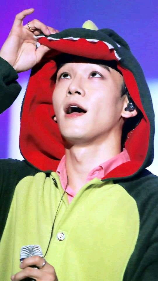 NitrinaN's tweet photo. #AlwaysWithEXOChen❤
#CHEN_is_EXO
#SM_Protect_Your_Artist #We_Stand_With_Chen 
#첸_노래해줘서_고마워
@joongangilbo #JoongAngDontPublish 
@SMTOWNGLOBAL
#weareoneEXO 
#EXOISNINE 
#weareone_wearenine 
Antis get lost!
If you are Anti.Then who the hell are you to talk about this? https://t.co/3JLuvXcuad