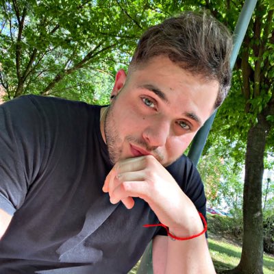 RAMRextremegame's tweet image. Perdido en este mundo 💙✨ #NuevaFotoDePerfil