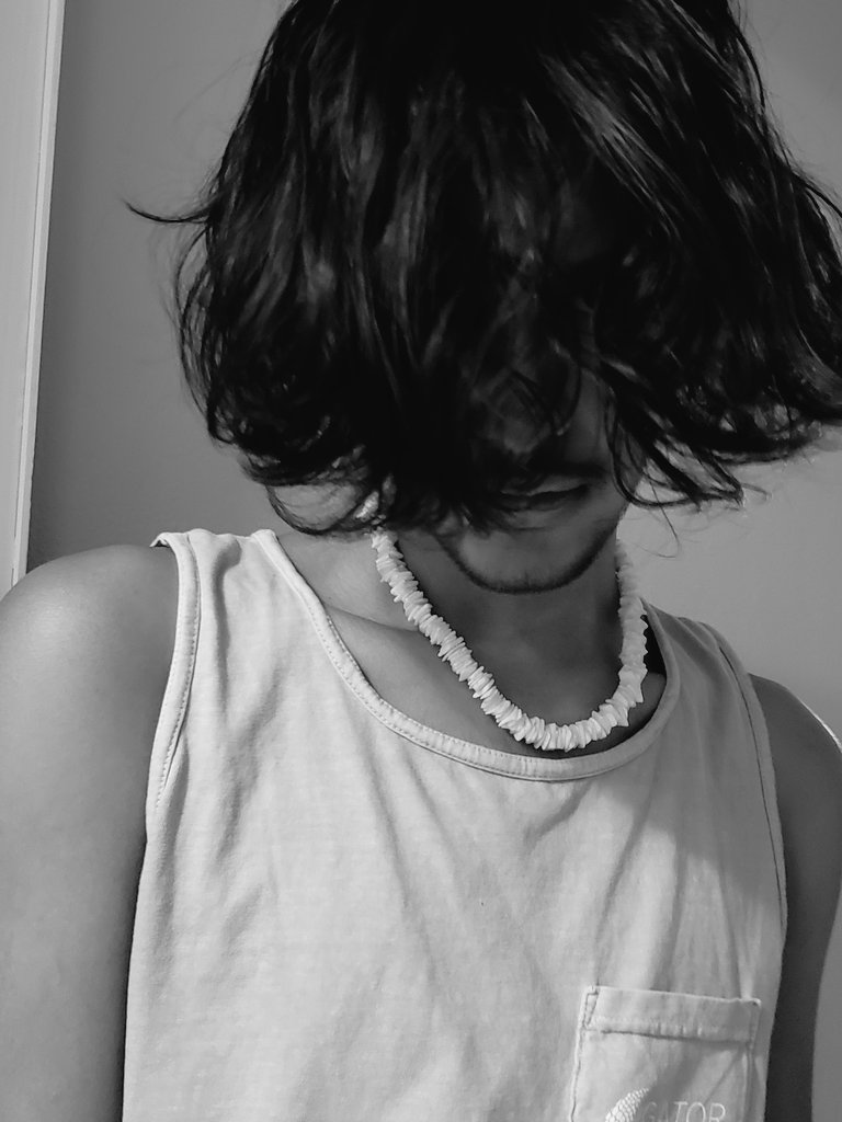 Rajudarshan_'s tweet photo. Evil surfer guy aesthetic https://t.co/lYqIAcD3zd