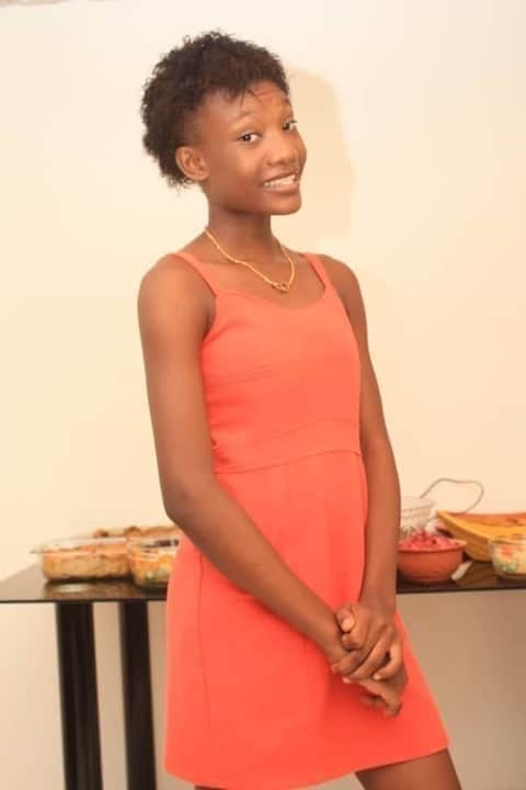 dol_rony's tweet photo. Jounalis RG80/RTVC, Rock Juvens Clavel gen premye pitit fi li,Rock Cathelie Djoulia ki kite lakay li nan Pòtoprens, zòn Kriswa, depi dimanche 12 juillet 2020 li pa janm antre. Siw retwouve Ou ka rele nan nimewo sa yo siw gen enfòmasyon: 3731-7339, 4320-3383, 3699-497. https://t.co/GQCEi1o95j