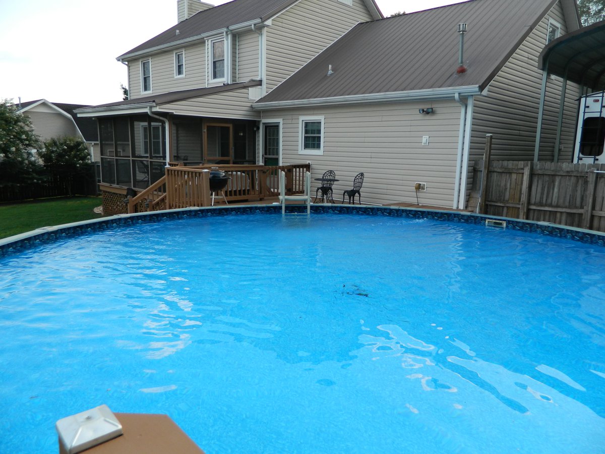 OPEN HOUSE!  Click the link to reserve your spot today!  4/2.5 2,000SF w/a POOL!  Sunday, August 9th, 2pm--4pm  AMAZING home and Seller is MOTIVATED!  eventbrite.com/e/open-house-1…