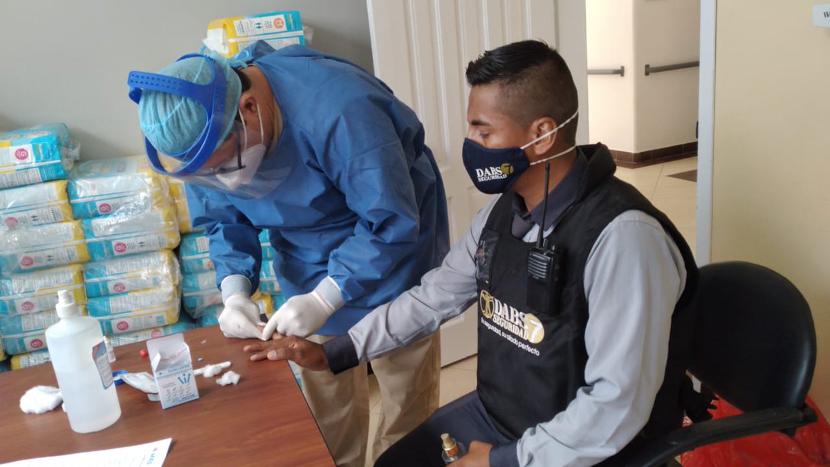 yessenia_loor's tweet photo. Zona4| Recibimos por parte #Distrito13D11 del Ministerio de Salud Pública, pruebas #Covid19_ec, que fueron direccionadas hacia el gerontológico Pedernales📍,ya que nuestro objetivo es verlar por el bienestar de nuestros adultos mayores👵👴
@IvanGrandaM
@IsraelBrionesJ https://t.co/qsygvVvFPK