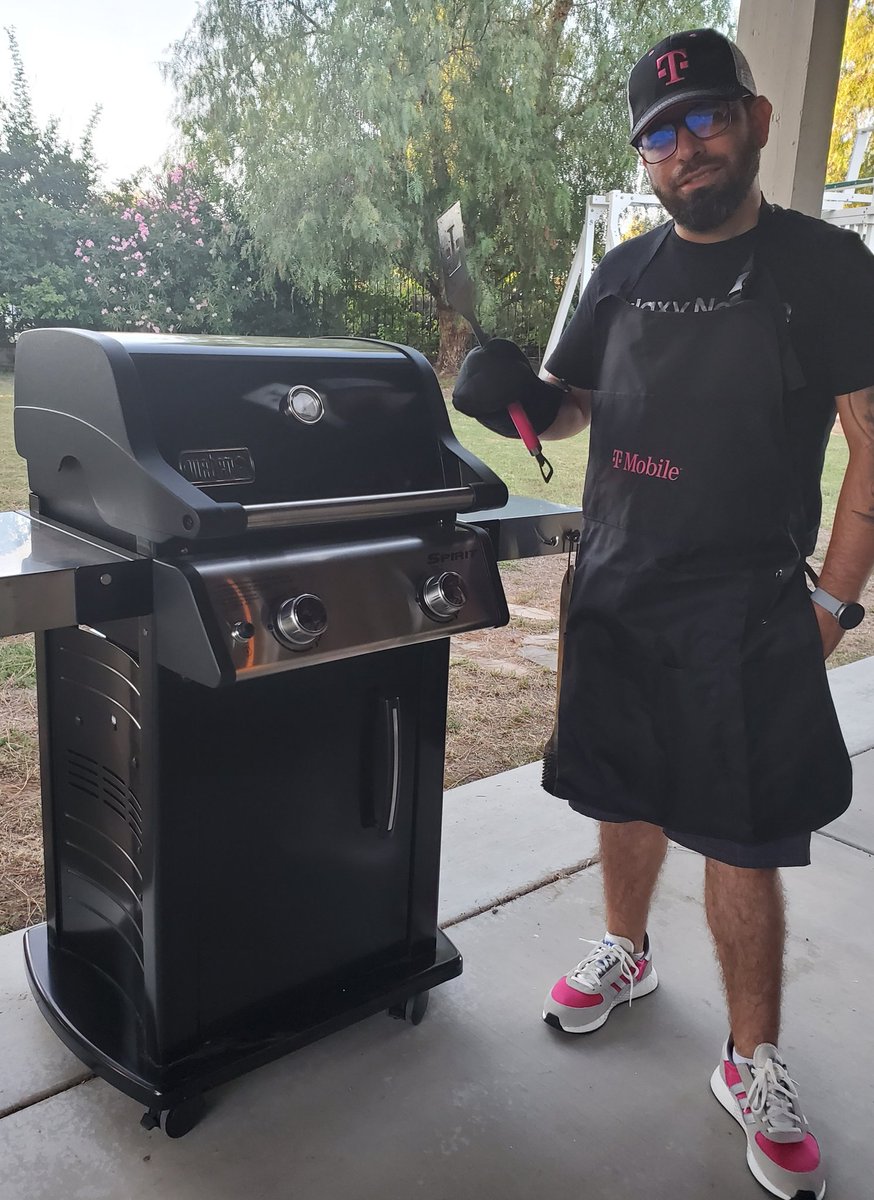 AlexanderAlum's tweet photo. Thanks @JonFreier for the awesome T-Mobile BBQ set from your "name your favorite BBQ spot" tweet! Nothing beats a good steak 🥩 after a productive day serving amazing #magenta team members!!! #Mambas #IESouth 🐍 https://t.co/9HYa0HSpck https://t.co/t4ocdfdrED
