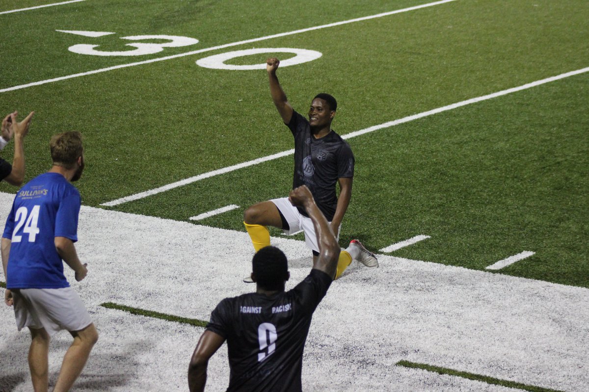 FCBuffalo's tweet photo. Our guy @_DanPuccio took some snaps at Friday's @NPSLSoccer Members Cup match versus @Erie_Commodores: https://t.co/IBUb7MEvMr https://t.co/TKRIZgWYVi