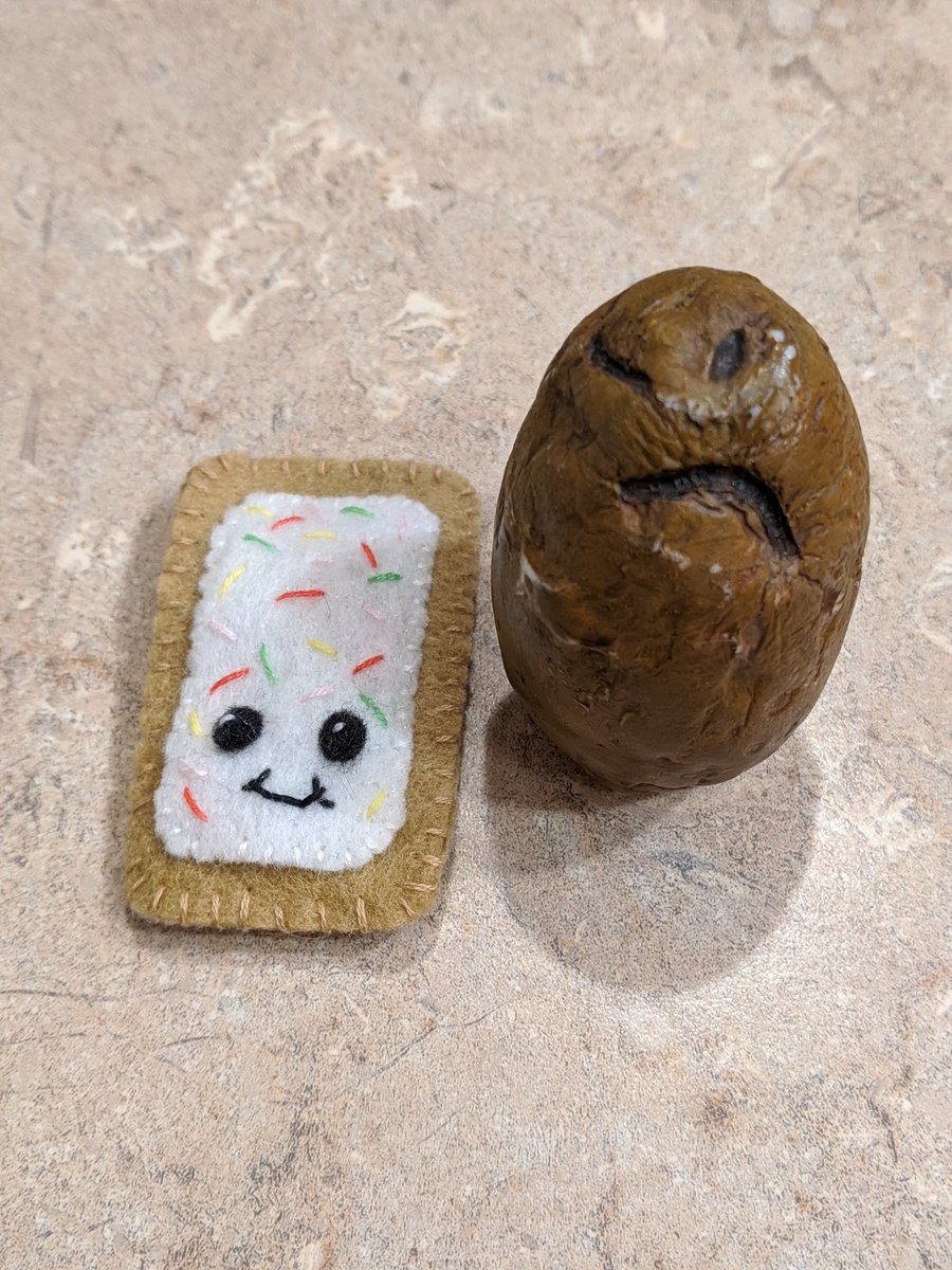 JenHaeger's tweet photo. I burned 400 calories this morning.
My Pop Tart got stuck in the toaster.
#grumpypotato https://t.co/UG25HCdK5p