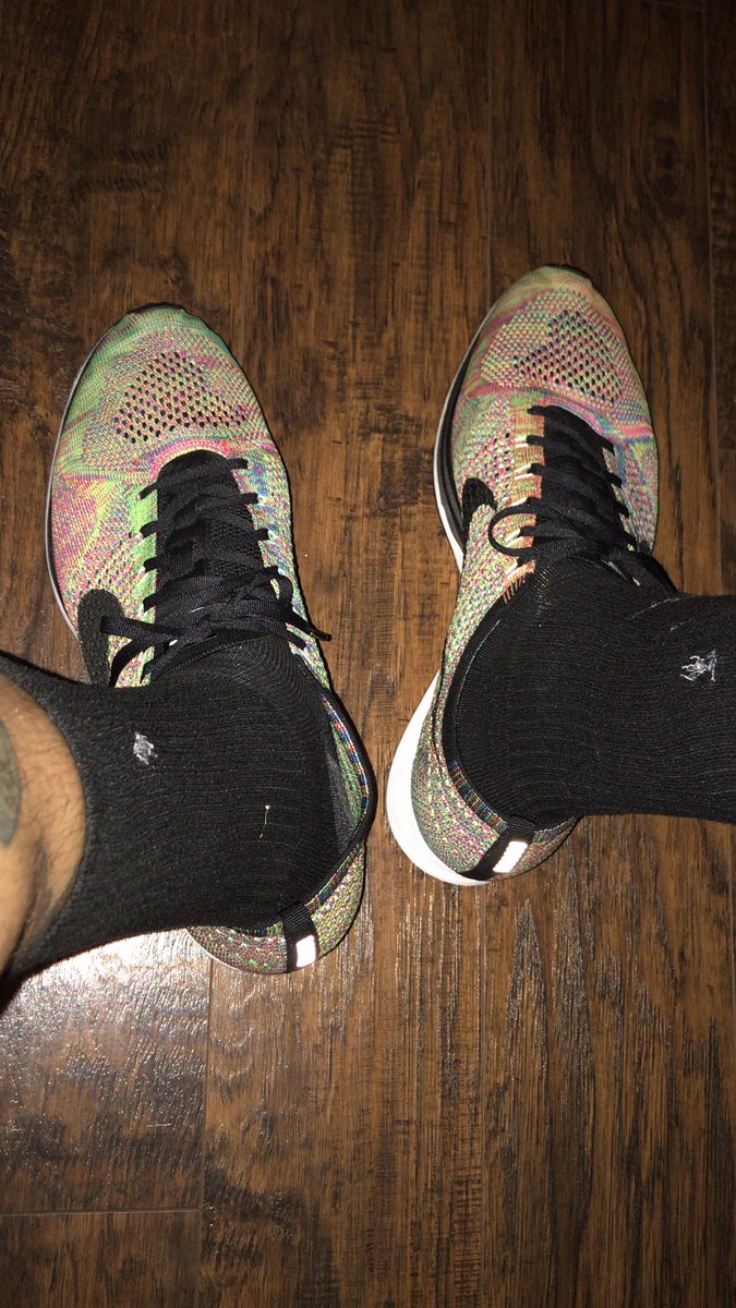 AirCando's tweet photo. #kotd #kotn #flyknits https://t.co/iT9j3q2i00