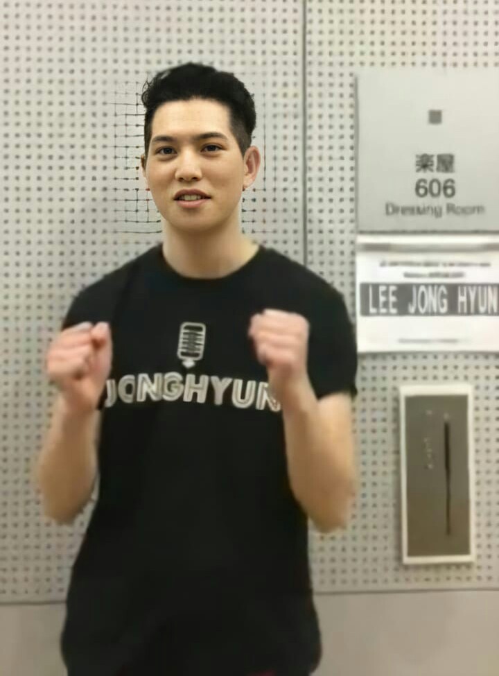 Britoryy's tweet photo. Osaka day 1 cute vs day 2 sexy, very different feeling but same lovely guy 🥰🥰🥰
Celebrating Sparkling Night 4th anniversary^^🍸💚💕
@cnbluegt
#WelcomeBackLeeJongHyun
#LeeJonghyun #이종현 #DVDparty
#SparklingNightLJH #SparklingNight https://t.co/CXPO8qD4Eb