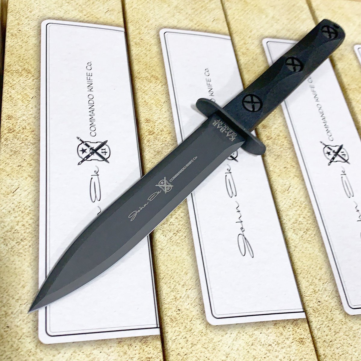 EkKnives's tweet photo. The elegant EK44 getting ready to head to a new home #Ek #EkCommando #JohnEk https://t.co/awTTuWkOum