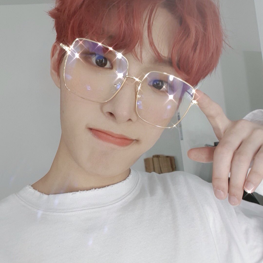 ___min1999's tweet photo. ( 01 )  ¦  Tokai  ¦  송 민 기 🦕♡

国内外の現場を一緒に追える方
RT or ♡ でお迎えいきます🛵 ⸝⋆ 

#ATINYと繋がりたい #ateez好きな人と繋がりたい #Twitter上にいるATINYさんと繋がりたいのでとりあえずこれを見たATINYさんはRTとフォローしていただけると全力でお迎えフォローしに行きます https://t.co/aRdOPJlWPZ