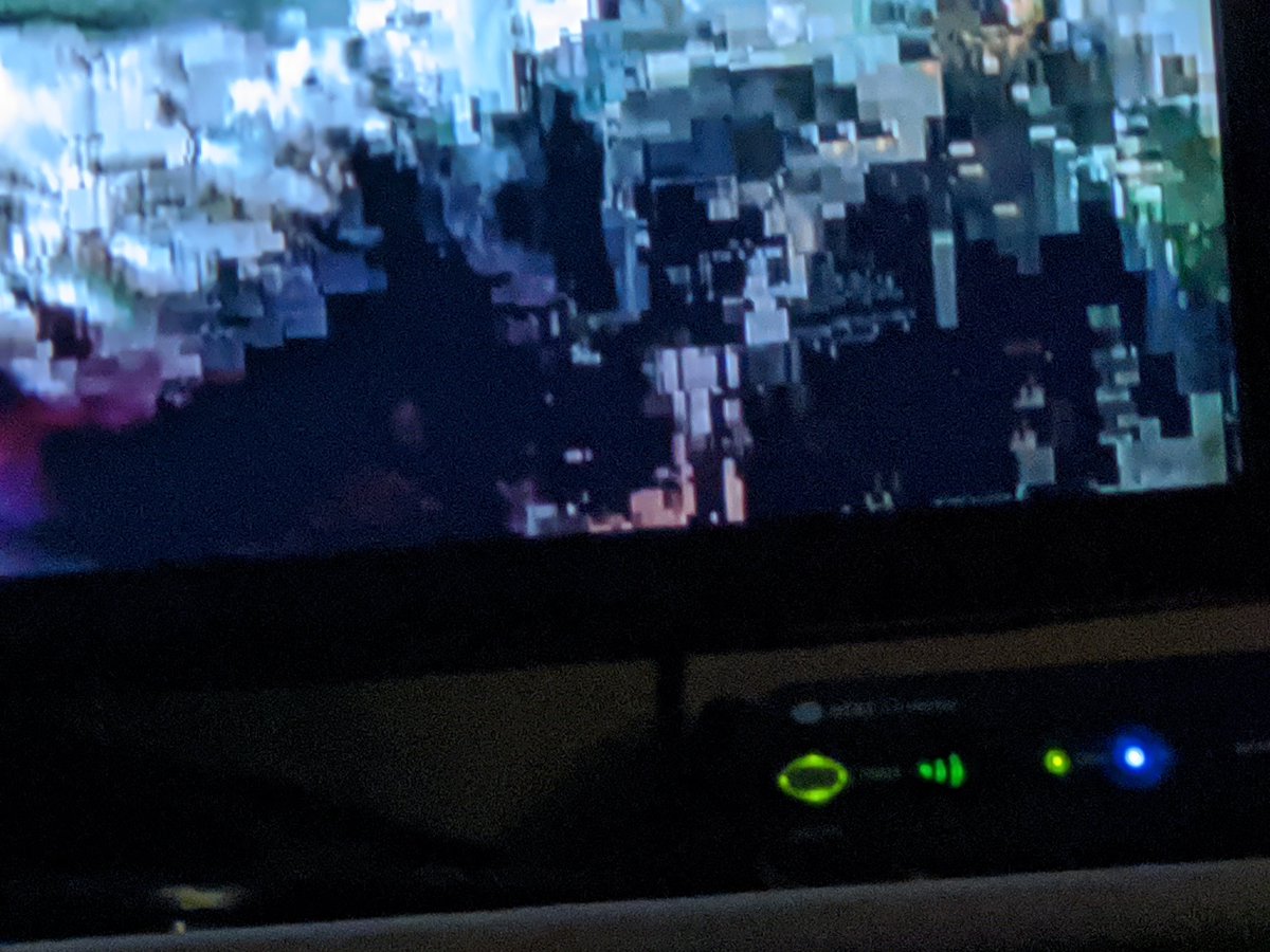 e_mulli's tweet photo. @ATTHelp @Uverse switched to a wireless receiver &amp; it sucks!! Signal ALWAYS scrambled! 3 bars on receiver 🤬 https://t.co/97VPMqp0cf