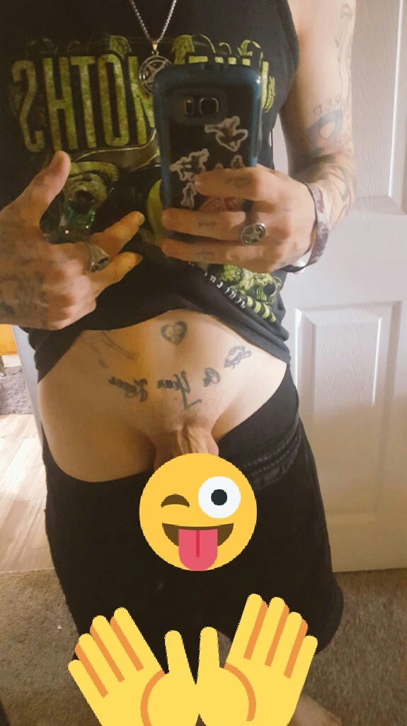 FelixMrningstar's tweet photo. Subscribe to my OnlyFans!!! You won't regret it💯🙏
#tatteddads #tattoos #single #daddy #nsfw #bdsm #naked #nudes #snapchat #nudedude #bwc #bigcock #bigdick #whitecock #dick #cock #penis #limp #hard #erect #f4f #s4s #followme #likeforlike #rt4rt https://t.co/d6Z285XfLH
