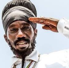 Kabakapyramid's tweet photo. Let this go viral now! 
SIZZLA vs BUJU
@verzuzonline make it happen
#officialcampaign #reggae #dancehall #greatness #Verzuz https://t.co/hF8AGN5QzU