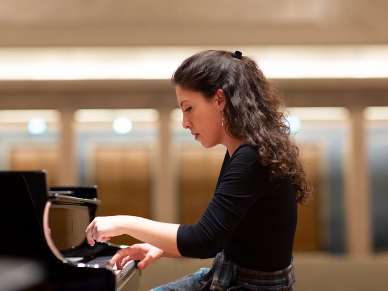 LouisLangree's tweet photo. Tonight at @LincolnCenter, #MostlyMozart had programmed 4 events:
-Haydn, Beethoven, HK Gruber, Mozart @joshweilerstein @MozartMostly @BeatriceRana
- #ALittleNightMusic Schumann, Stravinsky
-Handel: “L’Allegro, ...” @MarkMorrisDance #JaneGlover
-Blue @JeanineTesori #TThompson https://t.co/9YVIfMSaAv