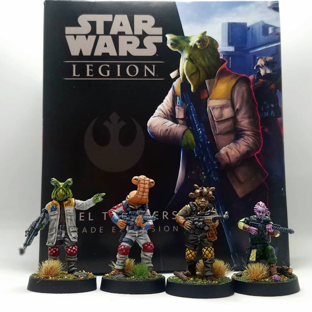 Elle_FireSpray's tweet photo. Set complete! 🙌 This expansion contains an Ishi Tib Rebel Trooper Captain, a Gran Rebel Trooper Specialist, an Ithorian SX-21 Trooper and a Theelin DLT-20A Trooper. Happy with the results! 😁

 Powered by @RebelRunGaming1

#StarWarsLegion @FFGames #miniaturepainting #miniart https://t.co/KCE6XL1M75