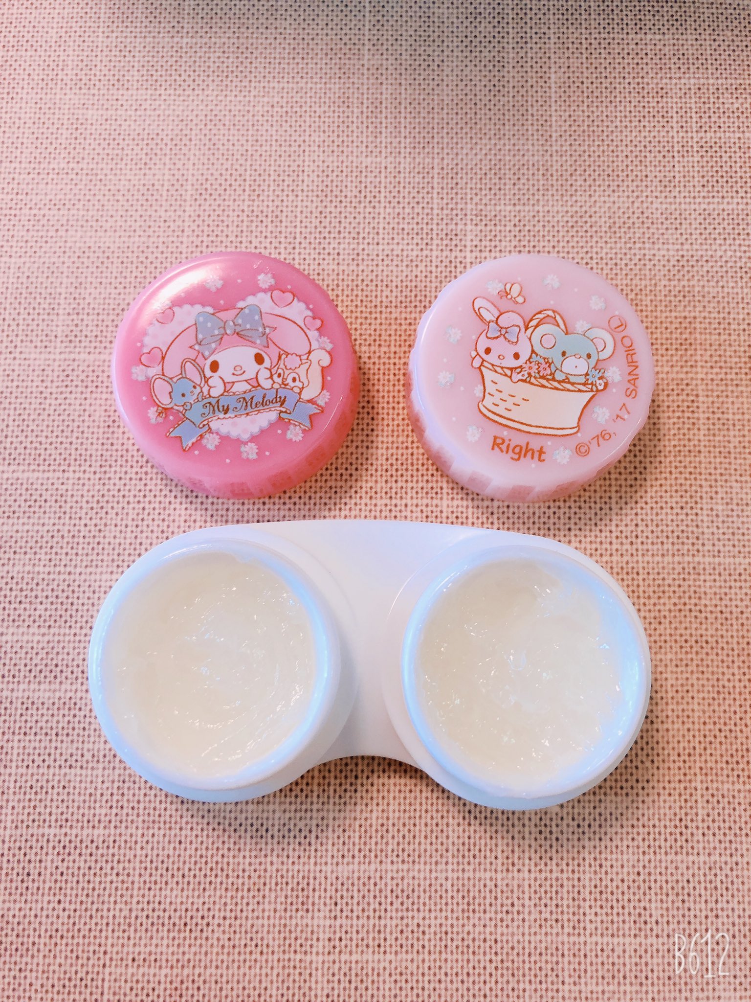 羽空 うたプリのフレグランス Tlで回ってきた練り香水にして持ち歩くの凄くいいなと思って色々考えたけど 推しが2人居る場合 コンタクトケースに入れればどちらも付けられるよ ˊᗜˋ 蓋も推し色にしたら素敵かも T Co Urjeb5xq30 Twitter