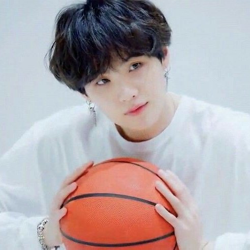 vhopeisnotdead's tweet photo. YoonJin au¡ Play Game

Seokjin é capitão do time de beisebol do seu colégio e vive em pé de guerra com Yoongi, capitão do time de basquete. Em uma dessas brigas eles acabam parando na diretoria e para não serem expulsos de seus times terão que aprender a conviver juntos. https://t.co/x30zxhpmup