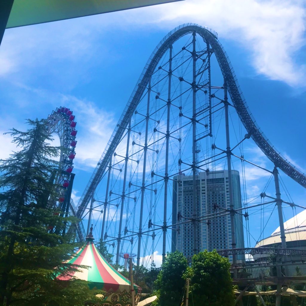 EvUhj's tweet photo. ドームシティへの道中、小石川の源覚寺へ。こちらの蒟蒻閻魔様には蒟蒻のお供物が沢山！眼病治癒のご利益があるそう。閻魔様のお写真は撮らず、参拝のみしたので今日のドームシティのお写真を...。
1月にドームホテル泊まった時はコロナなんて気にしてなかったなあ😭
#ディスカバー文京 https://t.co/zAVA5BFI7S